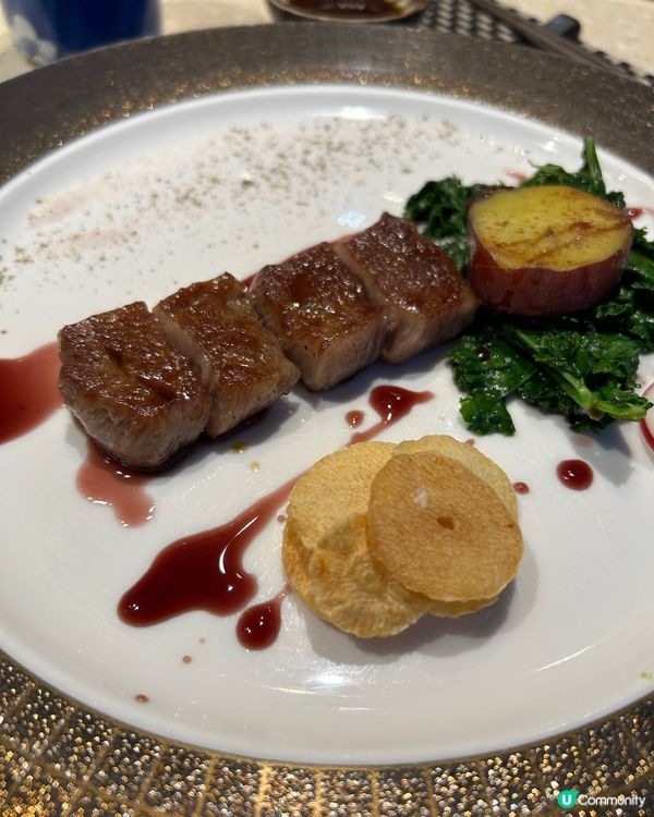 朋友介紹昨晚去間銅鑼灣高質日本菜鐵板燒餐廳,本身已好受歡迎,...