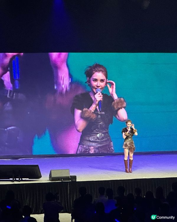 新蒲崗表演場地 女神🎙️😍