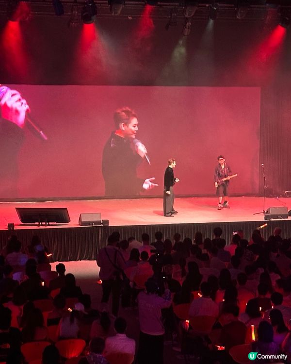 新蒲崗表演場地 女神🎙️😍