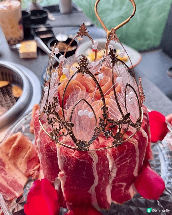 名不虛傳的漂亮飯——極灸和牛燒肉·活烤鰻魚😍