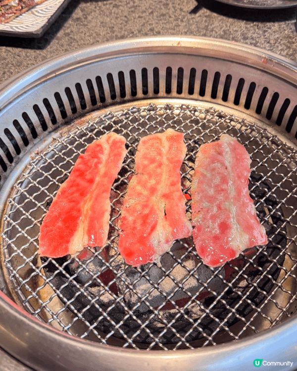名不虛傳的漂亮飯——極灸和牛燒肉·活烤鰻魚😍
