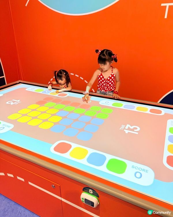 港島西超大型室內遊樂場
