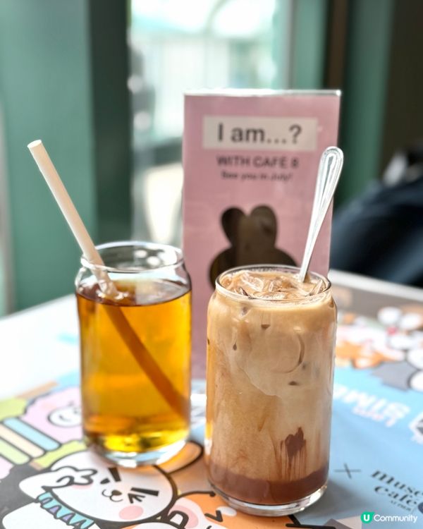 帶住小朋友望住維港景好chill打卡嘆hightea
