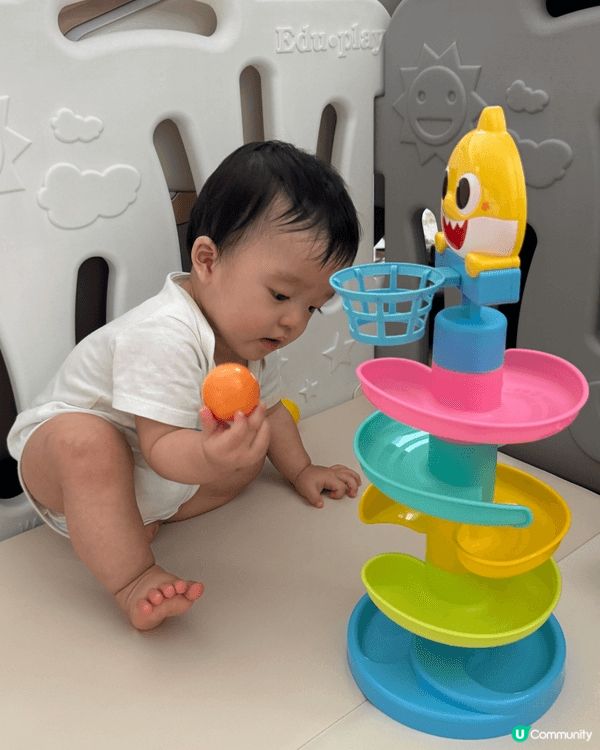 幼兒最喜愛嘅Baby Shark，通過視覺和聽覺的刺激，促進...