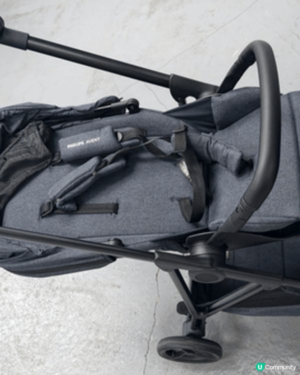 Philips Avent 嬰兒推車主打高景觀設計，方便互動...