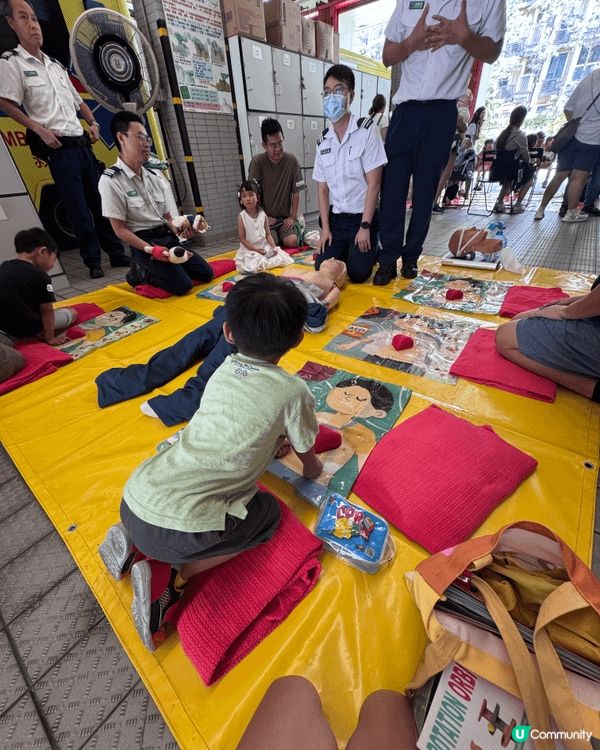 最近同小朋友參觀咗救護站，呢個嘅活動比較小有，但內容很豐富有...