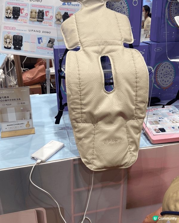是 Airluv嬰兒車通風涼席，配有外接充電寶供電的設計，非...