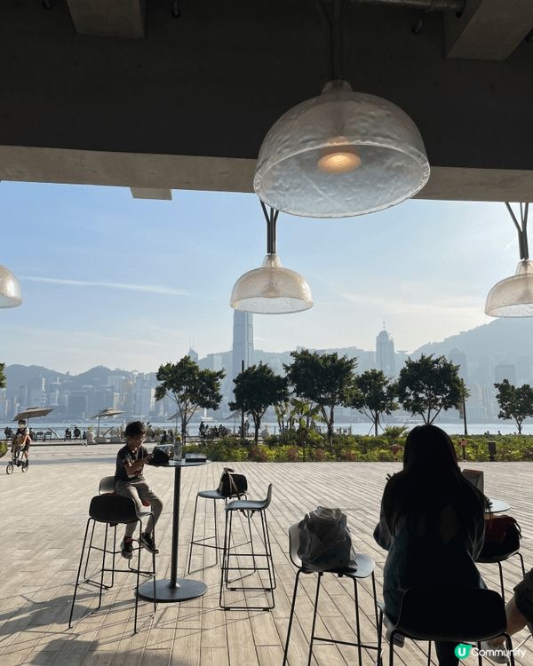 我會選擇m+,因為依個地方系我同我先生第一次拍拖既地方，將來...