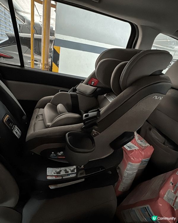 這張 Nuna car seat真的買超值！墊頭
