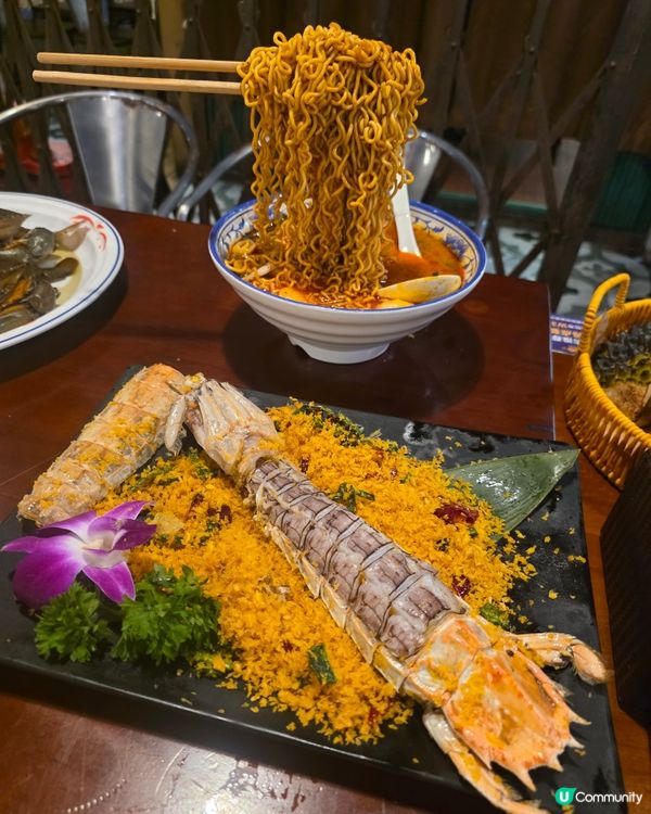 📍深圳必吃! 爆膏瀨尿蝦🦐輝記炭燒海鮮大排檔·老字號
.
