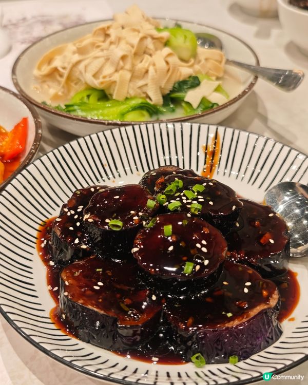 北角人氣老店，食到舔舔脷！😋