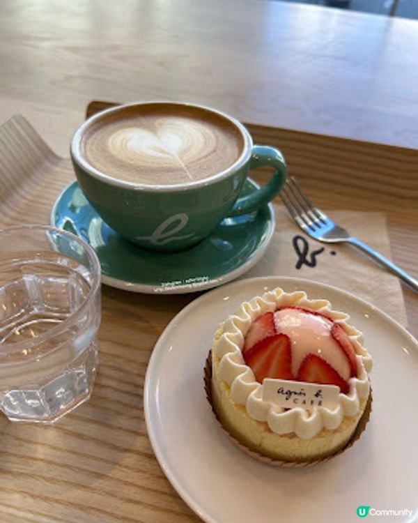 【啟德 食記】雙子匯 2 期│agnes b cafe 啟德 SNDO 店 ♥ 平日下午茶時段 ♥ 買蛋糕送咖啡