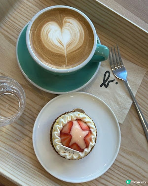 【啟德 食記】雙子匯 2 期│agnes b cafe 啟德 SNDO 店 ♥ 平日下午茶時段 ♥ 買蛋糕送咖啡