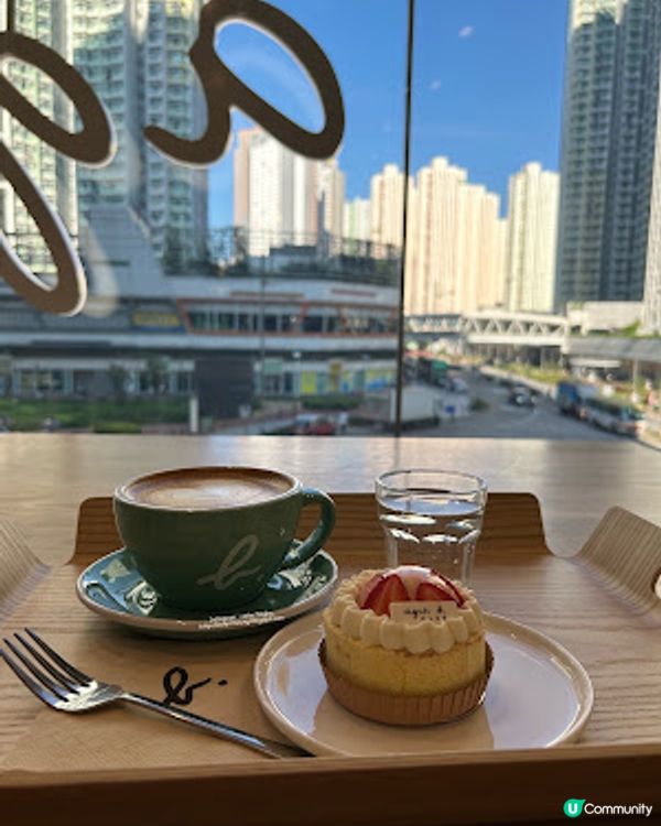 【啟德 食記】雙子匯 2 期│agnes b cafe 啟德 SNDO 店 ♥ 平日下午茶時段 ♥ 買蛋糕送咖啡