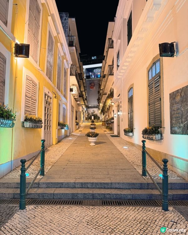仁慈堂右巷日夜兩種浪漫氛圍✨