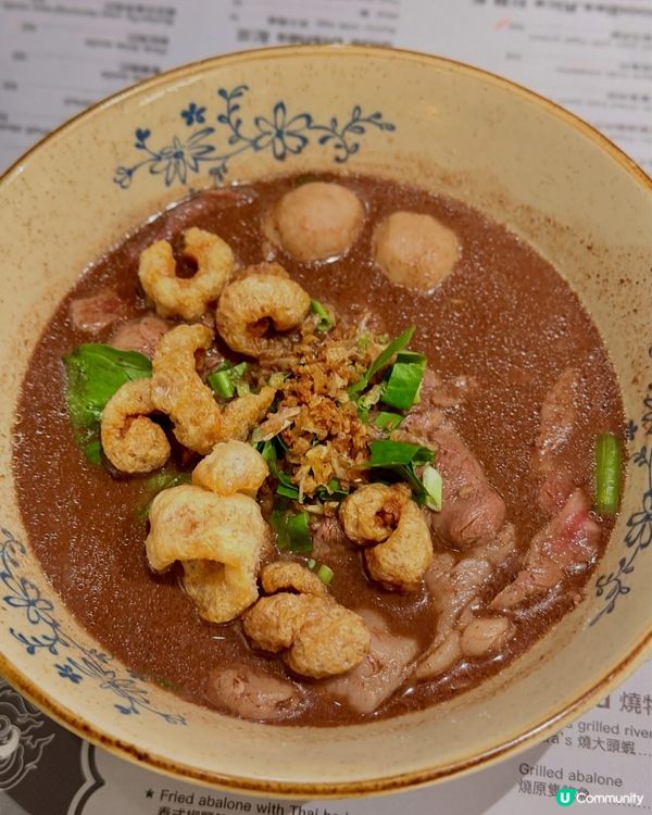 🇹🇭 尖沙咀必食泰菜!｢泰沾麵｣人氣船麵 ‧ 邪惡黃咖喱 🍜...
