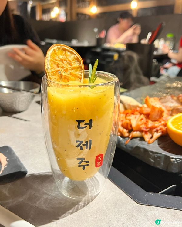 餐廳以濟州洞穴為主題,是一間韓式燒肉專門店,主打熟成五花肉和...