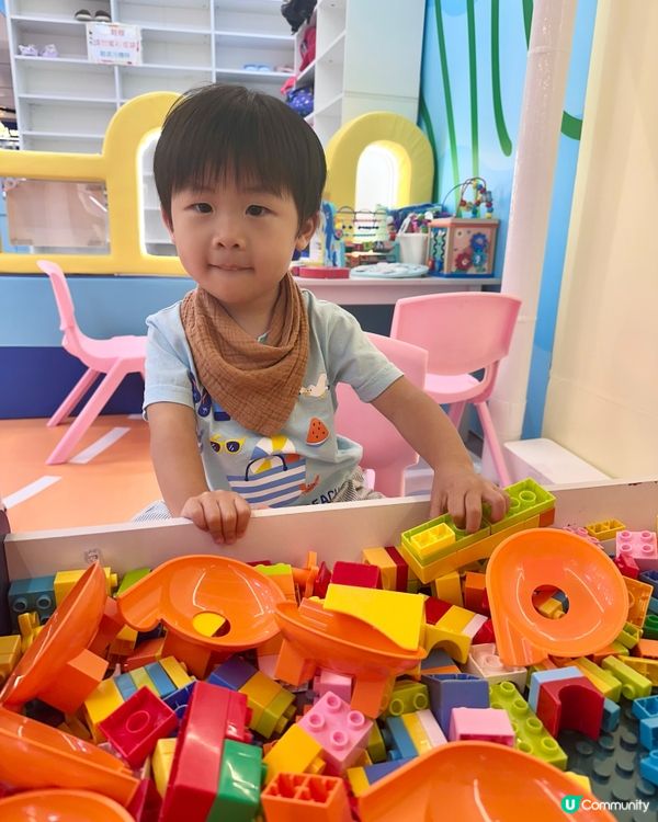 元朗室內遊樂場，4條滑梯任你玩！