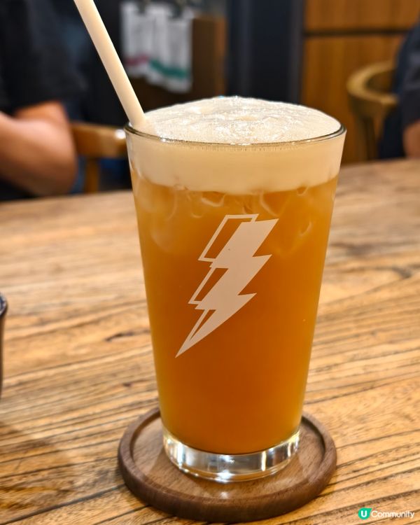 土瓜灣Cafe，必試極濃郁黑蒜醬炸薯條