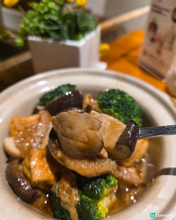 YMCA港青咖啡座食飯，又有驚喜！😋✨