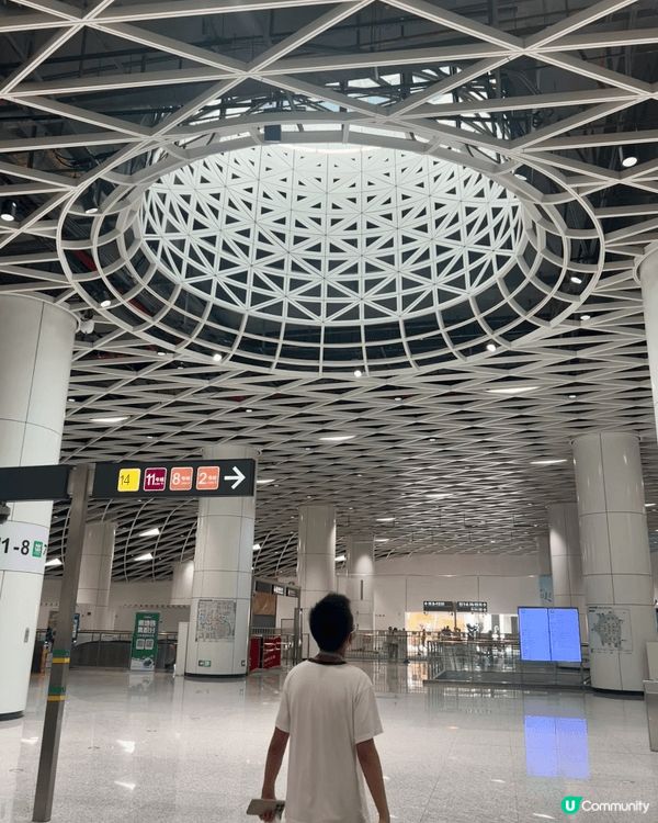深圳之眼，位於深圳地鐵崗夏北站景點。交通方便地下商場更是具規...