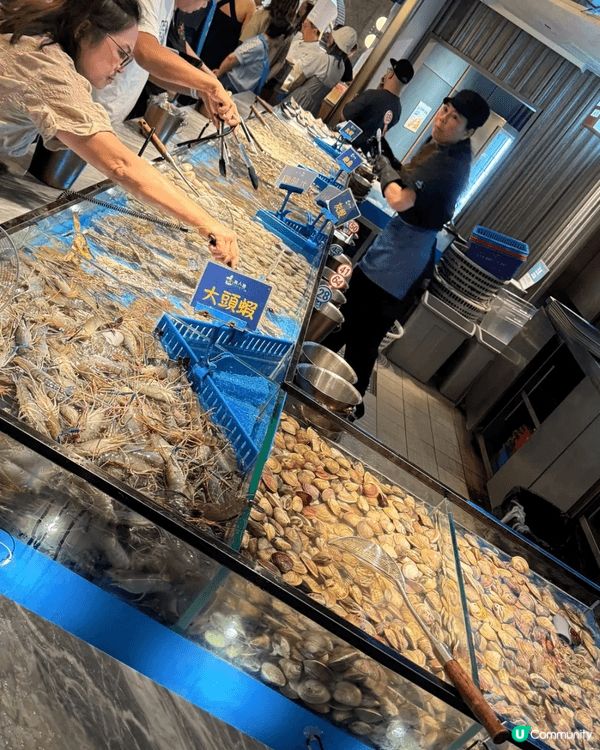 第一當年可以去銅鑼灣利舞臺15樓嘅美人魚任食火鍋呢度可以自己...