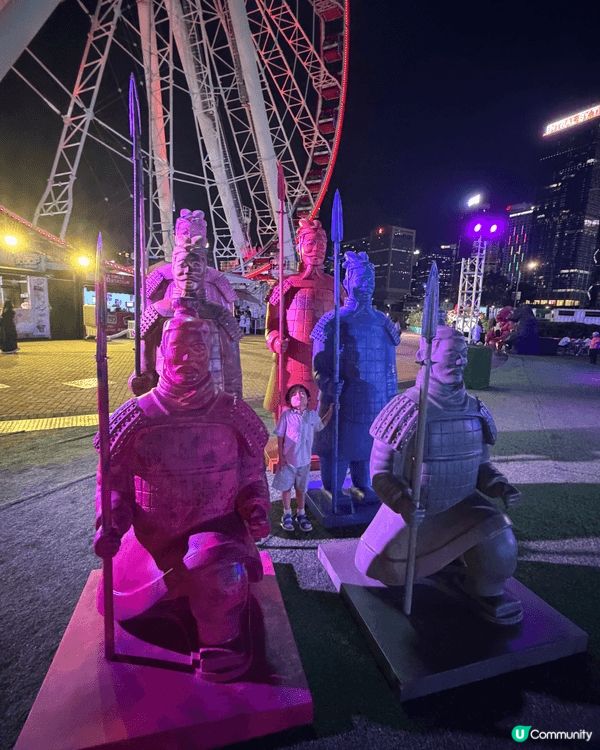 AIA摩天輪十分有氣氛，可以觀賞維港景色