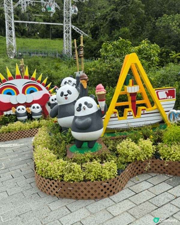 小朋友很喜歡熊貓，得知港產大熊貓龍鳳胎姊弟即將迎來兩歲生日，...