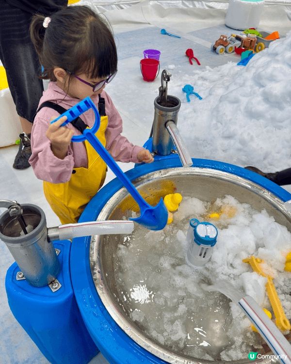 好開心！香港都有得玩雪呀！❄️⛄️😍