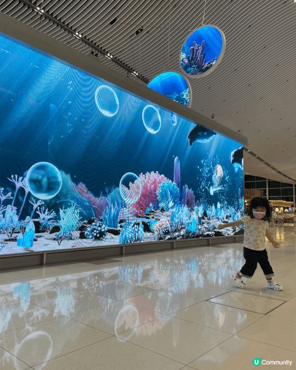 機場快閃遊，terminal 2好寬敞，去機場博覽館，順便行...