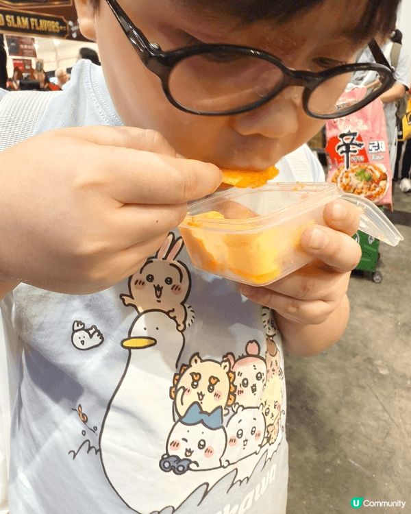 今日去完美食展啦，真係行得好盡興，盡情掃街，想買既想食既都做...