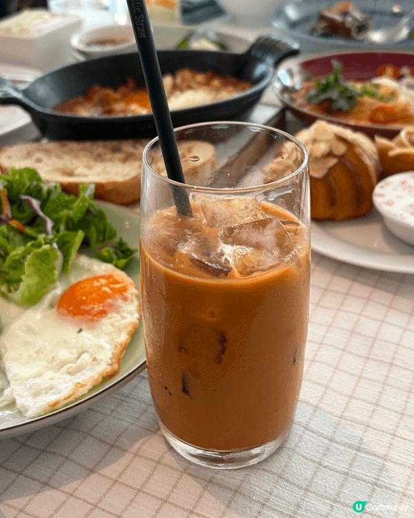提到曼谷的「標準酒店」，通常就是指曼谷大京都大廈標準酒店（T...