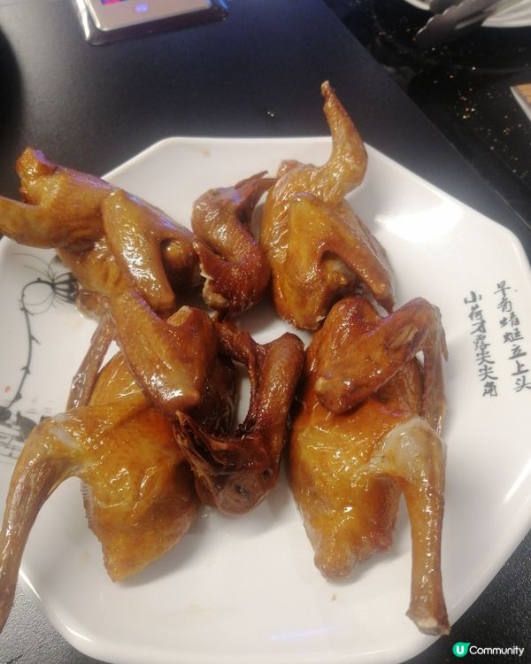 觀塘無限時海鮮蒸鍋+火鍋放題！包燉湯乳鴿與啤酒任飲推薦
