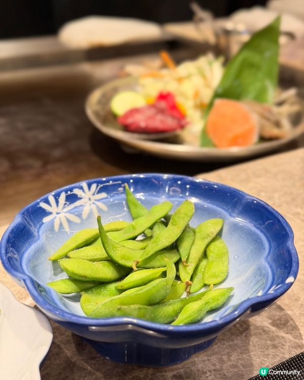 1人鐵板套餐 $588/位(有加一)而家 四人同行,一人免費...