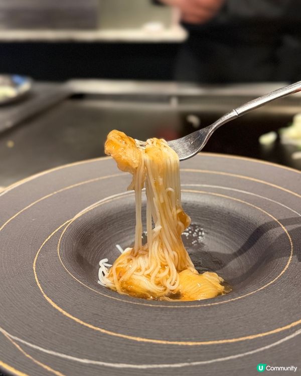 1人鐵板套餐 $588/位(有加一)而家 四人同行,一人免費...