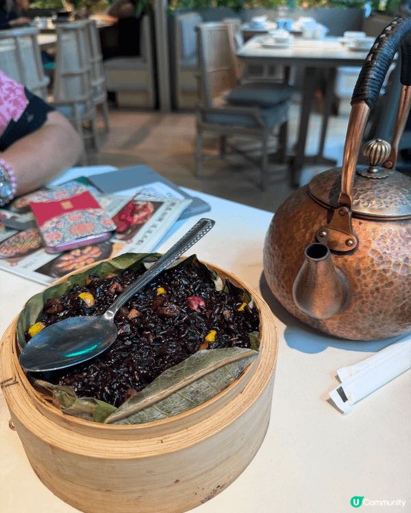 今晚去咗旺角朗豪坊「綠茶」潮嘆極致美饌✨。首先品嚐砂鍋西施豆...