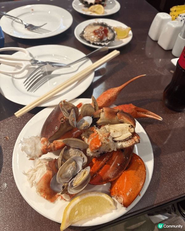呢間係我去其中一間嘅酒店buffet食 食佢個生蠔海鮮 好好...