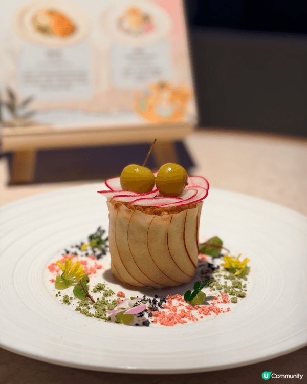 前幾天特別與朋友相約到 Peko Peko Eatery，體...