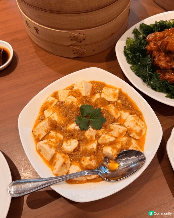 鼎泰豐米芝蓮推介餐廳，小籠包好好食，有湯汁，食到好飽飽，開心...