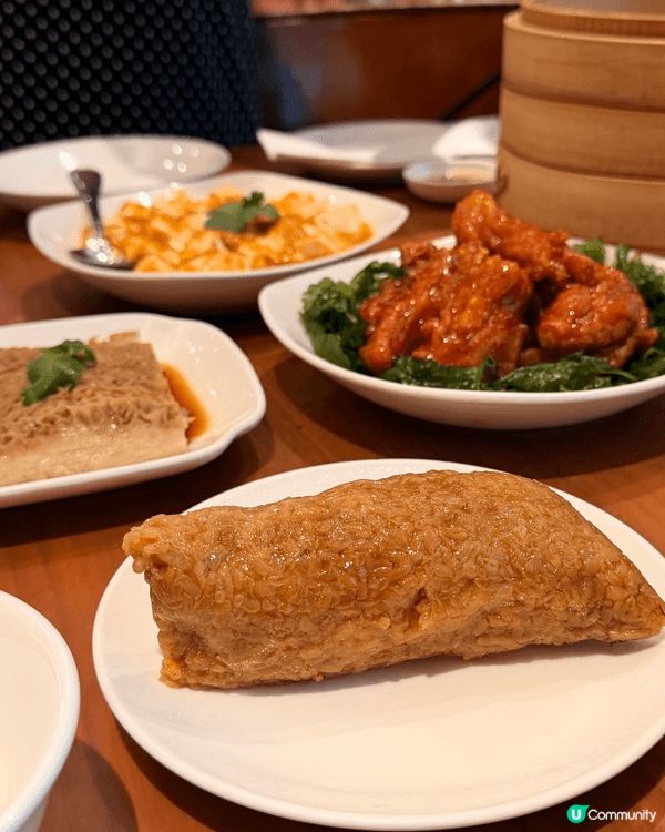 鼎泰豐米芝蓮推介餐廳，小籠包好好食，有湯汁，食到好飽飽，開心...