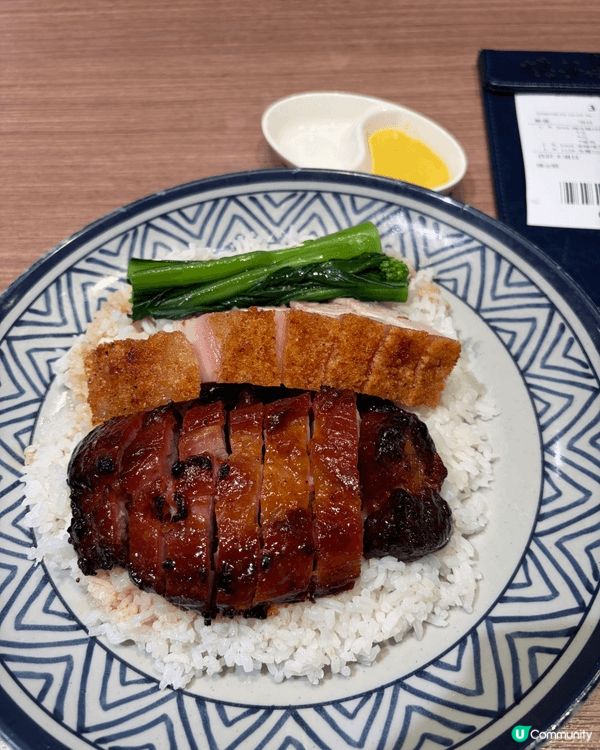 香港茶餐廳的美食台灣的地道美食雞髀飯超級正，茶餐廳口味經濟實...