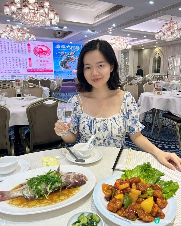 今晚去咗柴灣酒家🧡✨金溏宮,環境寬敞明亮,水晶燈佈置精緻,擺...