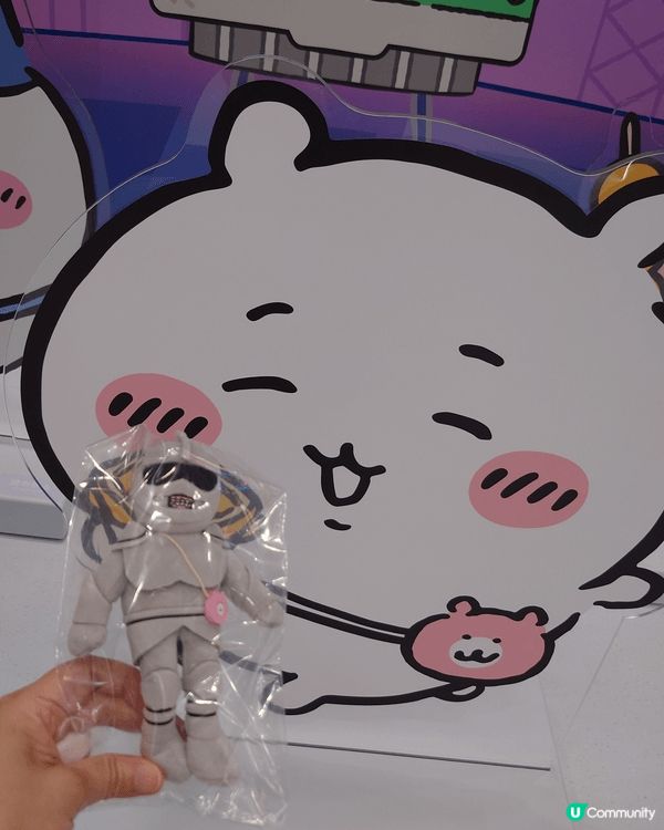 最喜歡三小隻，平時都有帶吊飾公仔去影相。在香港舉辦的展覽幾乎...
