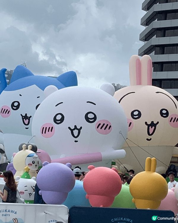 以上的是之前的在尖東的展覽中的打卡點及靚相；在展覽內有幾個不...