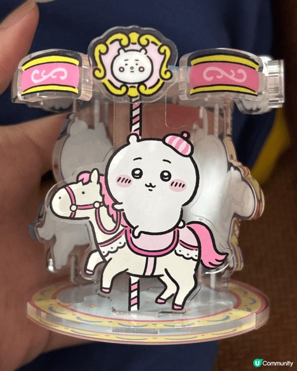 香港拉麵店快到尾聲，當然要支持下買返隻公仔。