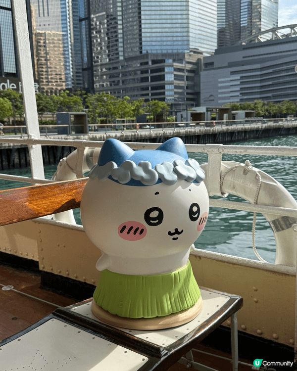 最近上映咗Chiikawa人魚島電影 香港有好多唔同嘅打卡位...