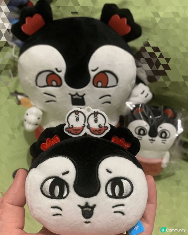 我入坑嘅經過係因為當中每個角色都好可愛，好獨特，他們角色好鮮...
