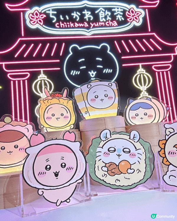 圖一：同朋友看chiikawa電影劇場，在地鐵站的其中一個廣...