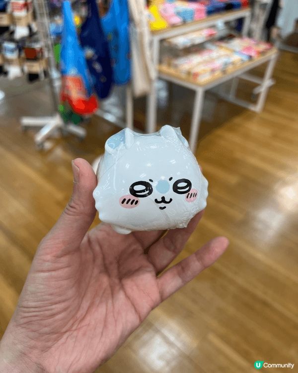 就是跟小桃對上眼，個樣夠抵死，隻腳仔好得意，條尾好可愛，配音...