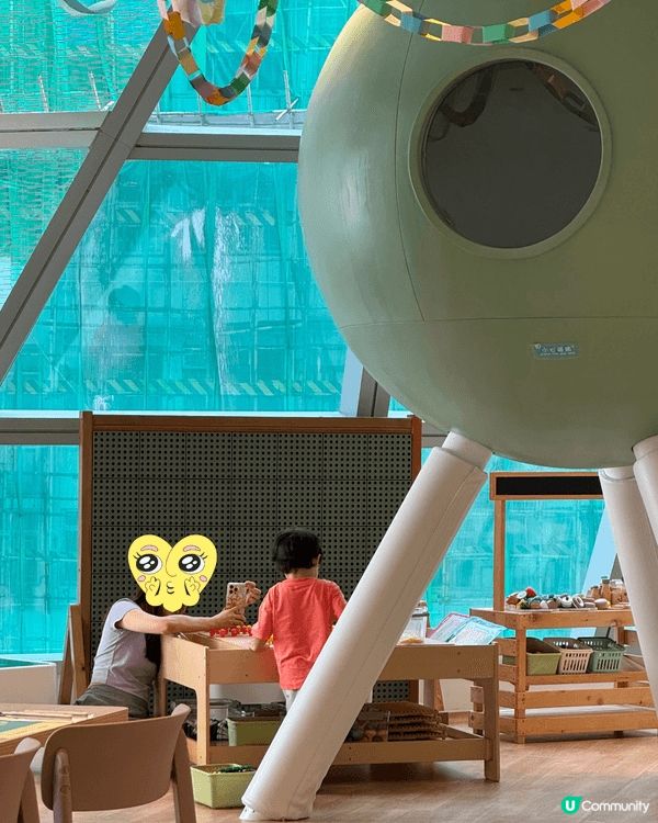 帶咗阿仔去鰂魚涌有間親子Cafe，有個大波波池。平日下午去冇...